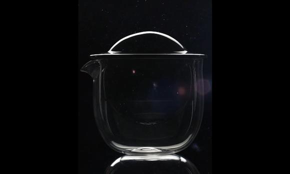 旅行茶具融入了太空的灵感，可能是希望你走得远些 