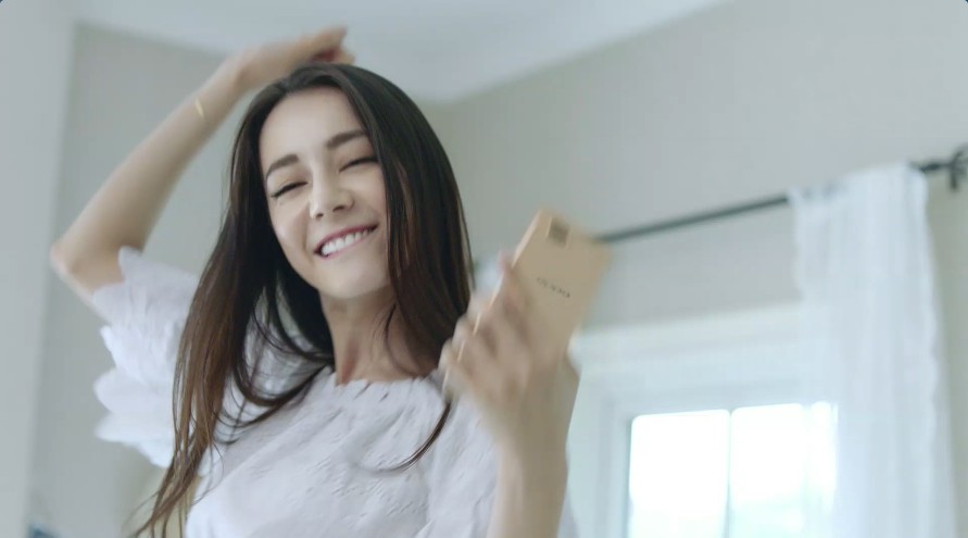 OPPO_Woman 