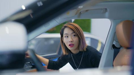 众泰汽车“代言人”活动预热广告-偶遇片 